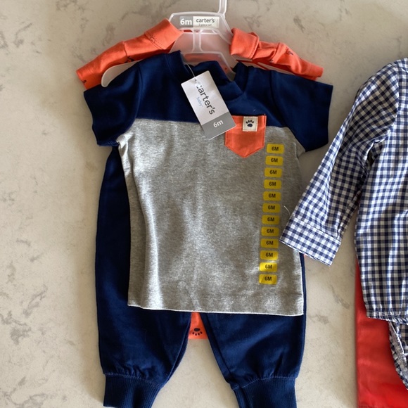 Baby boys Matching Carter’s sets - Picture 2 of 11